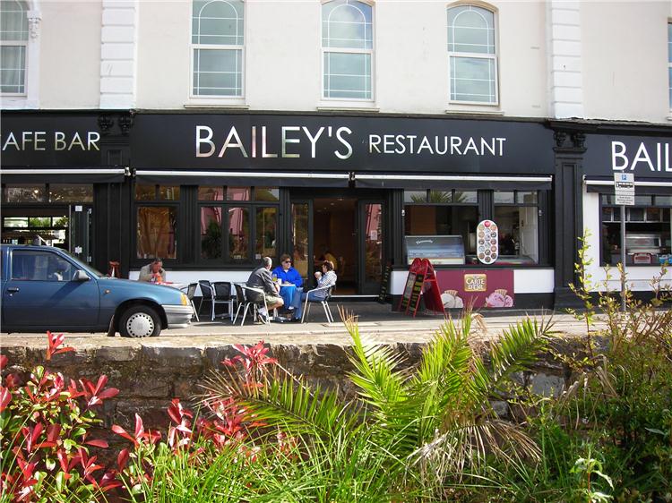 Baileys Restaurant