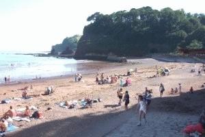 Beaches reopen after sewage leak